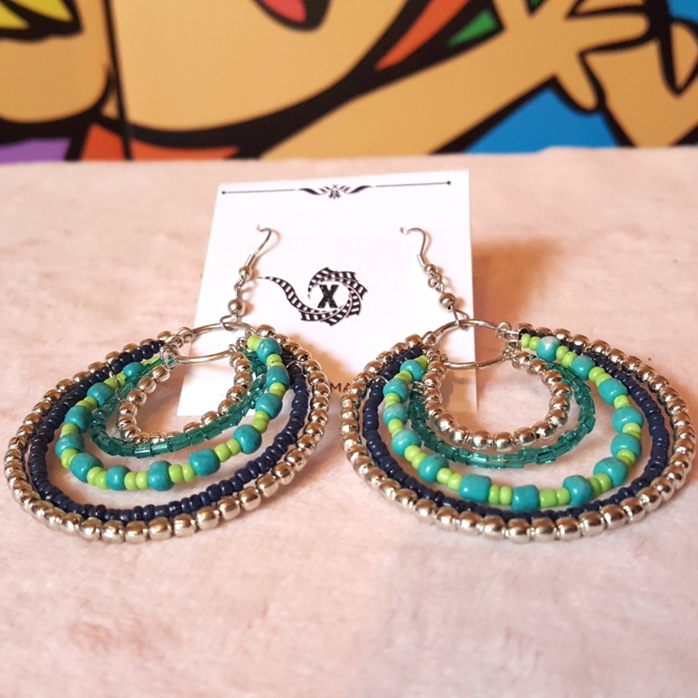 ⬇️ Artisan Beaded Dangling Loop Earrings
